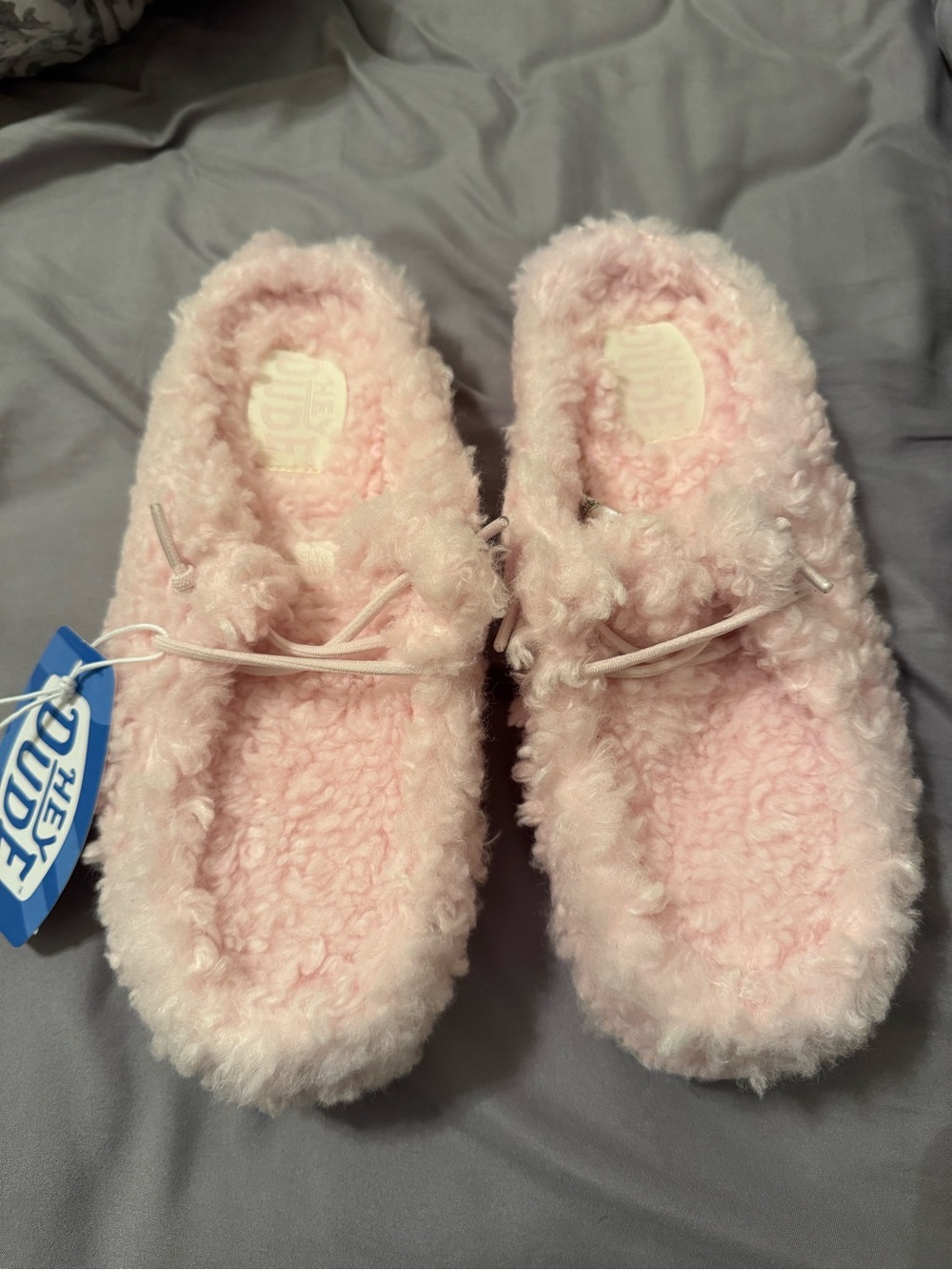 Hey Dude Women's Wendy Light Pink Fuzzy Slip-On Slippers Sz 7